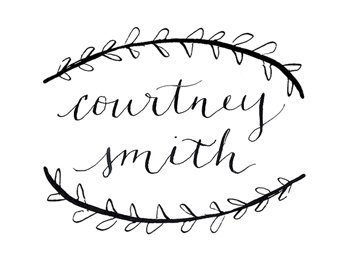 Courtney Smith Photography | St. Louis Portrait  and Wedding Photographer logo